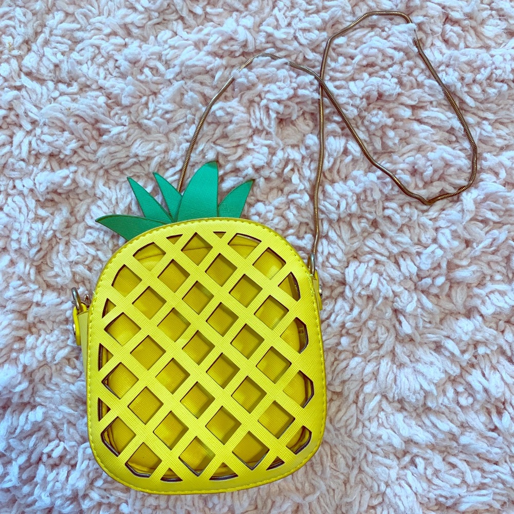 ✨Cute Crossbody 🍍✨
